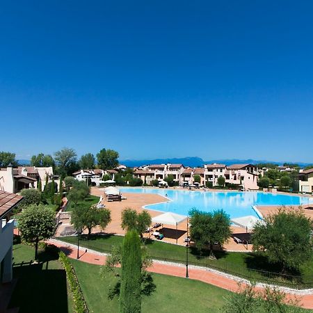 Lugana Resort & Sporting Club Peschiera del Garda Extérieur photo